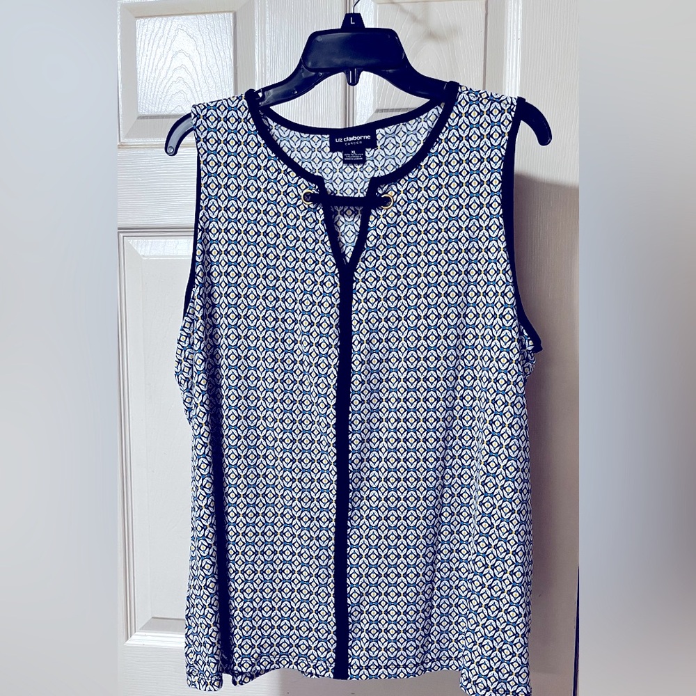 Sleeveless Liz Claiborne blouse